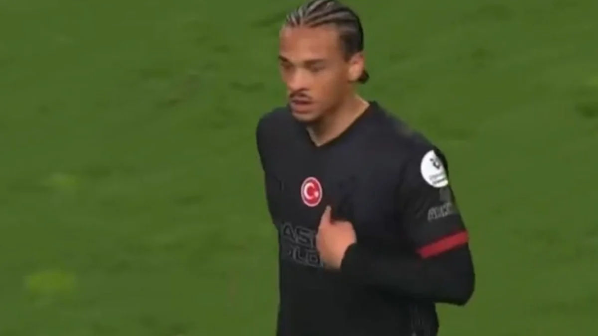 Leroy Sane, oyundan alınmasına tepki gösterdi