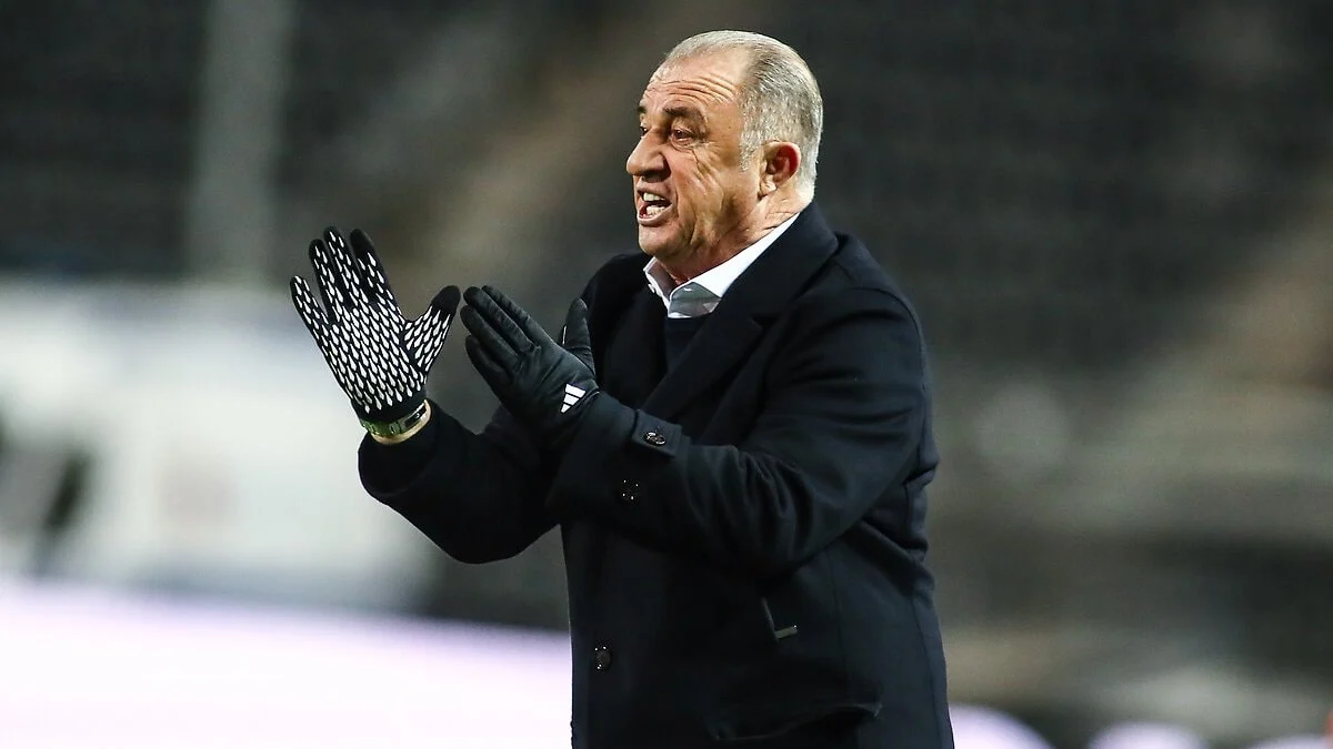 Fatih Terim, Arda Turan ve Hull City'nin başarılarıyla gurur duyuyor