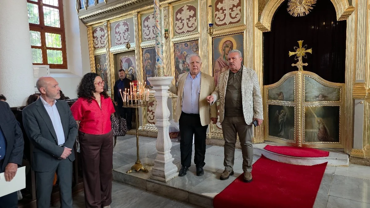 Edirne'de bir kilisede ayin sırasında Bulgarca-Yunanca tartışması