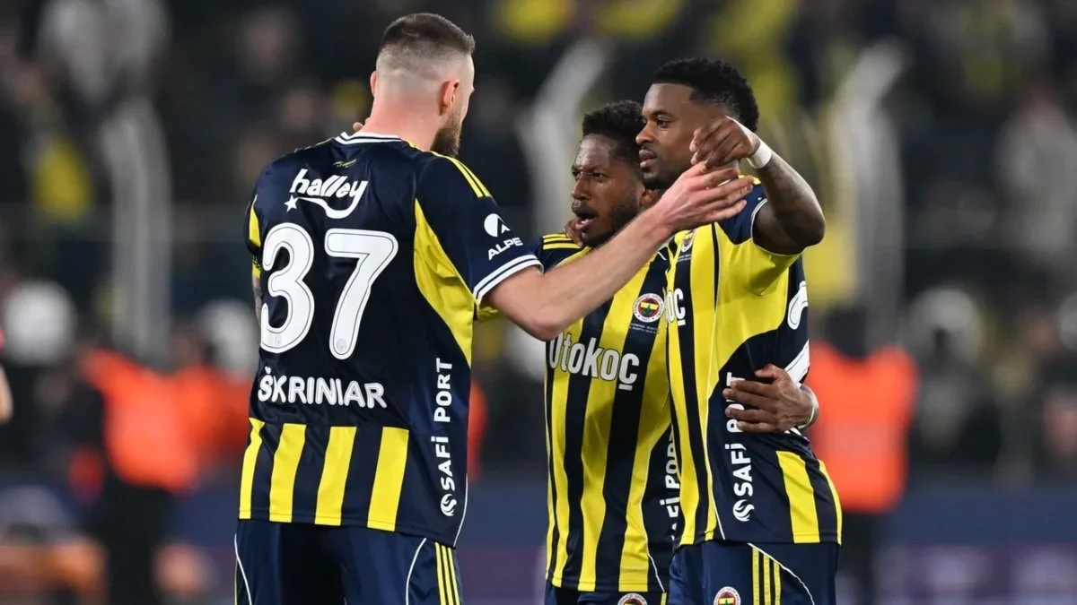 Fenerbahçe'de yabancı oyuncu sayısı fazlalığı : En az 10 isimle vedalaşılacak!