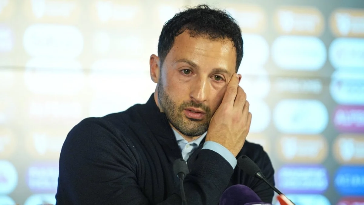 Domenico Tedesco'nun ayrılığı Alman basınının gündeminde: Derbi mağlubiyetinin sonucu!