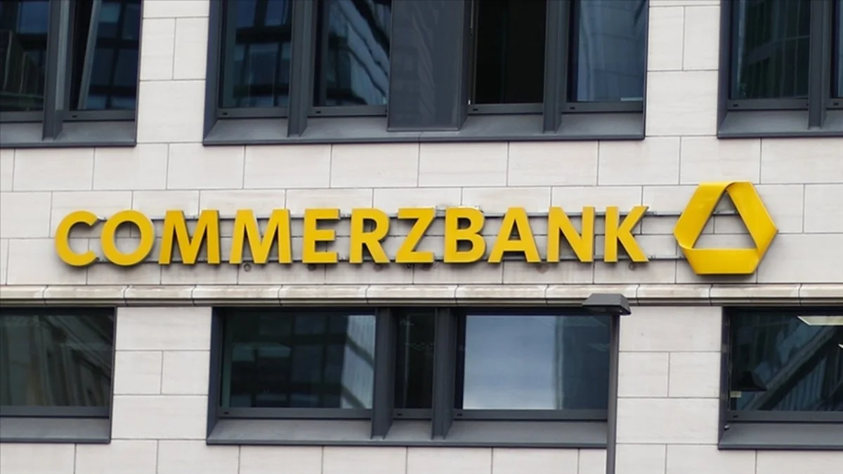 Alman devi Commerzbank, 3 bin kişiyi işten çıkaracak