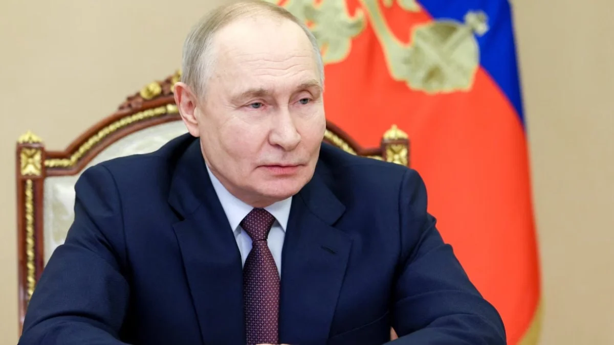 Putin'den Ukrayna'da geçici ateşkes kararı