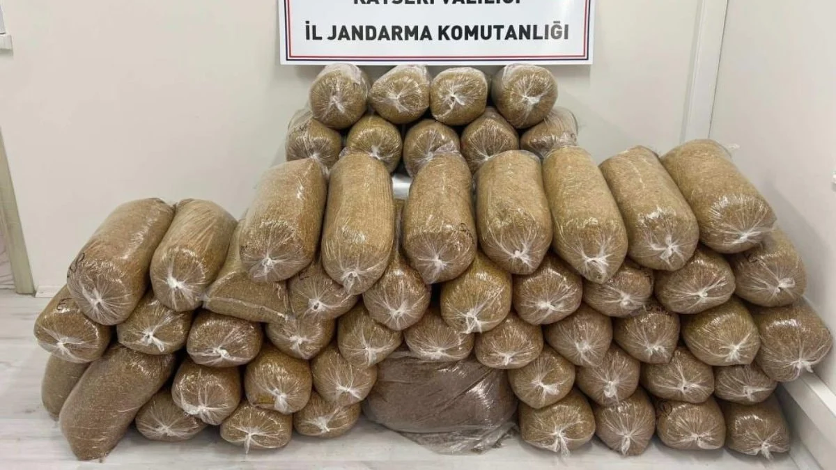Kayseri'de 285 kilo kaçak tütün ele geçirildi