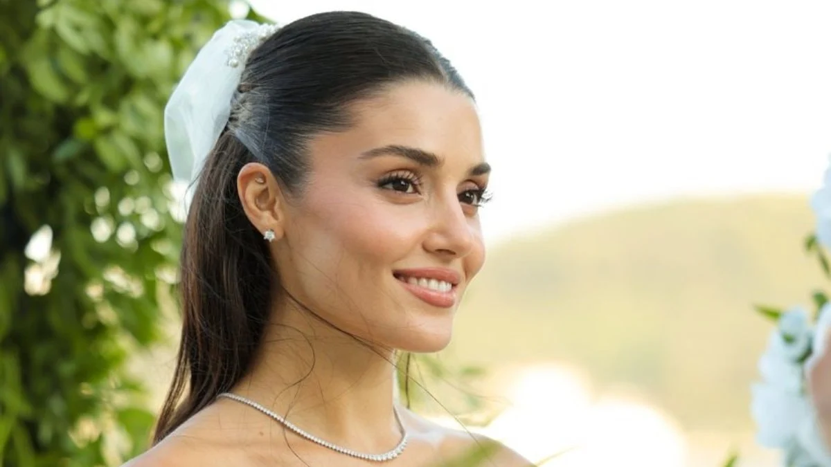 Hande Erçel, Türkiye'ye döndü: Uyuşturucu testi için örnek verdi