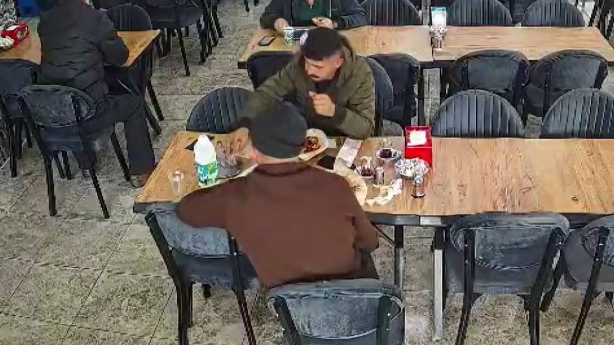 İstanbul'da yiyip içip hesap ödemeden kaçtılar