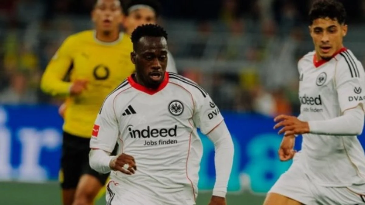 Can Uzun'lu Frankfurt, Dortmund'a yenildi