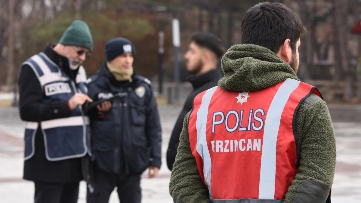 Erzincan’da okul çevreleri ve servis araçlarına denetim