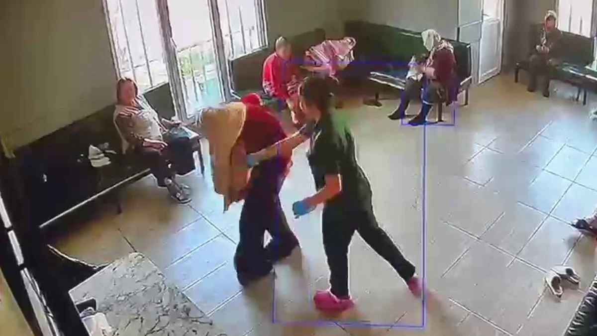 Beylkdüzü'nde yaşlı bakım merkezinde şiddet görüntüleri