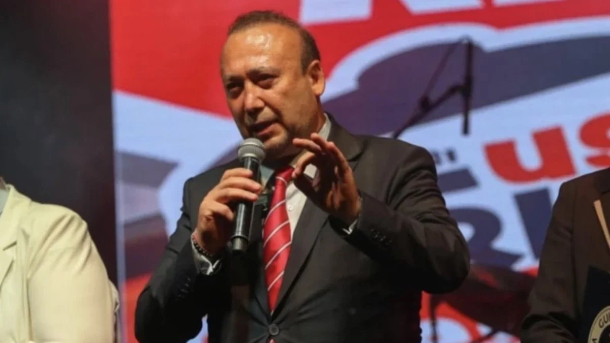Özkan Yalım hakkında 'erkek sevgilileri var' iddiası