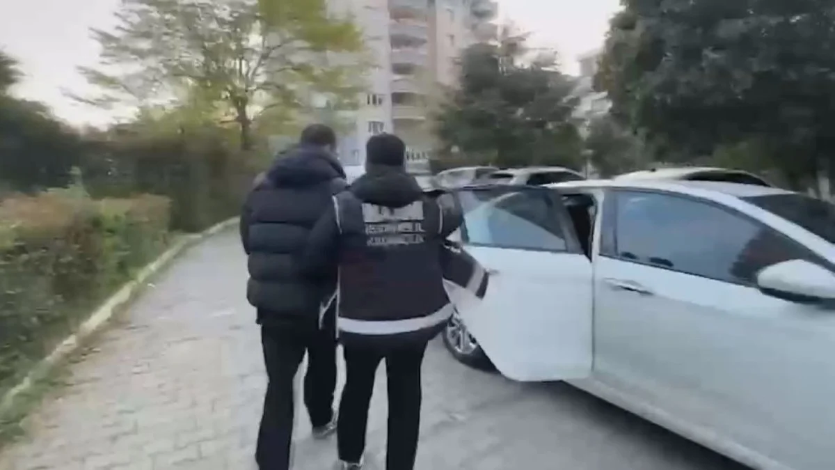 İstanbul merkezli 3 ilde 'suç gelirlerini aklama' operasyonu: 1,4 milyar liralık hesap hareketi tespit edildi
