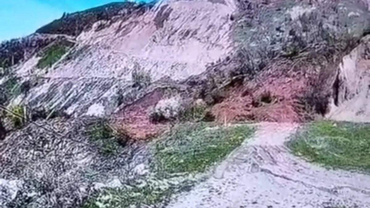 Tokat'ta güvenlik kamerası heyelan anlarını kaydetti