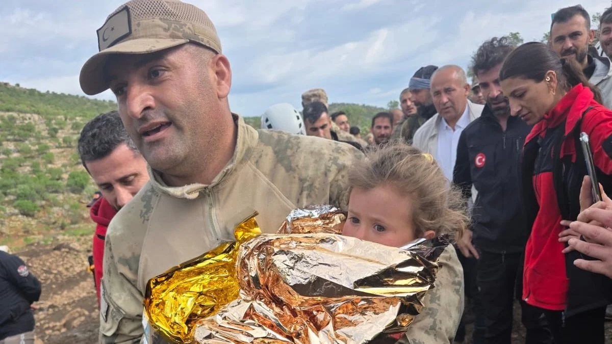 Kayıp Melike’den sevindirici haber: Saatler süren aramanın ardından sağ bulundu