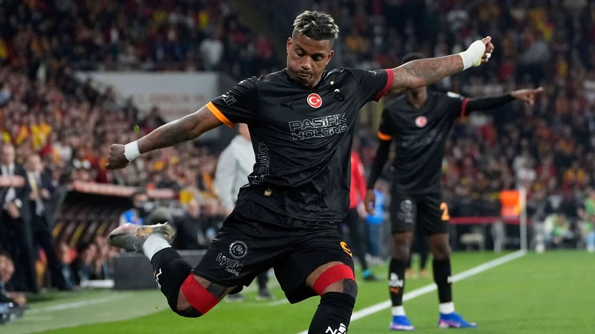 Mario Lemina 1 yıl daha Galatasaray'da