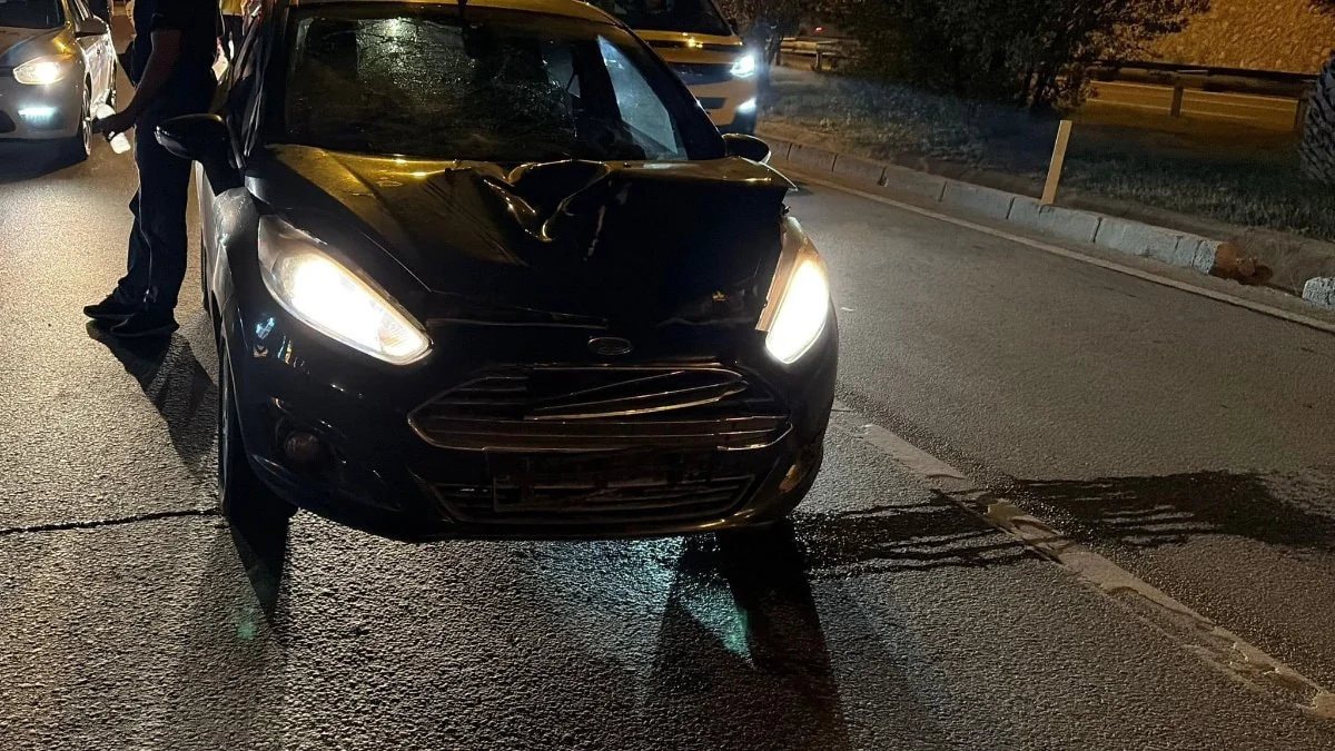 Antalya'da yolun karşısına geçerken otomobilin çarptığı yaya öldü