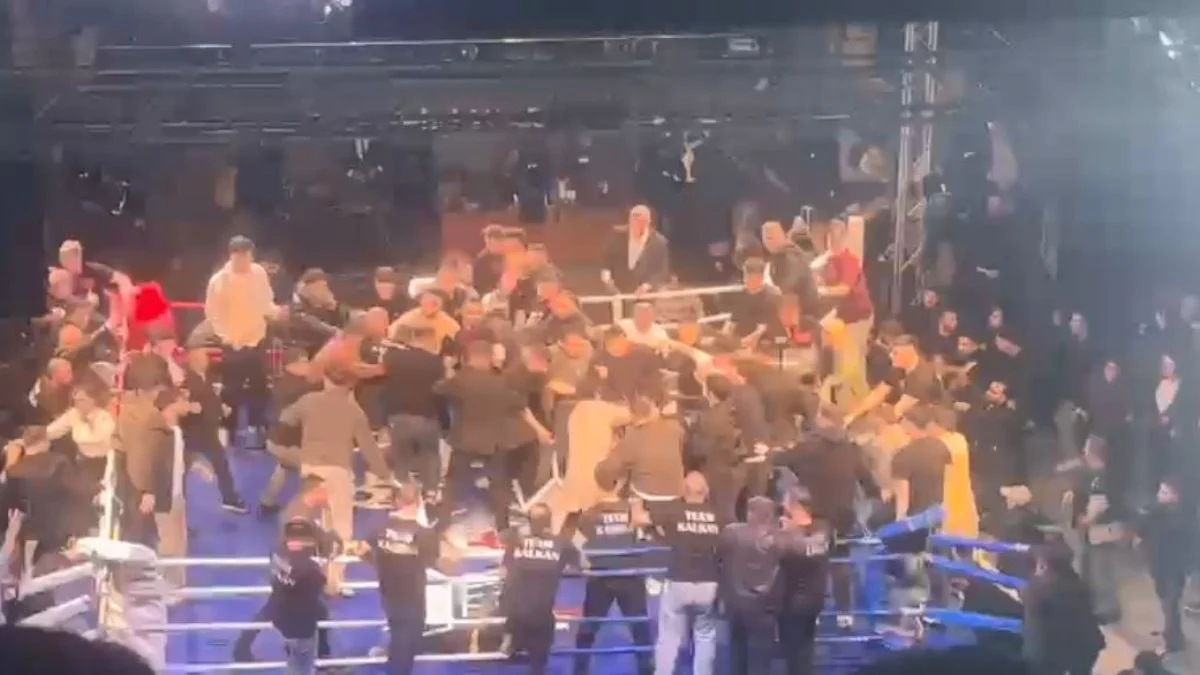 Trabzon'da boks maçında ring karıştı!
