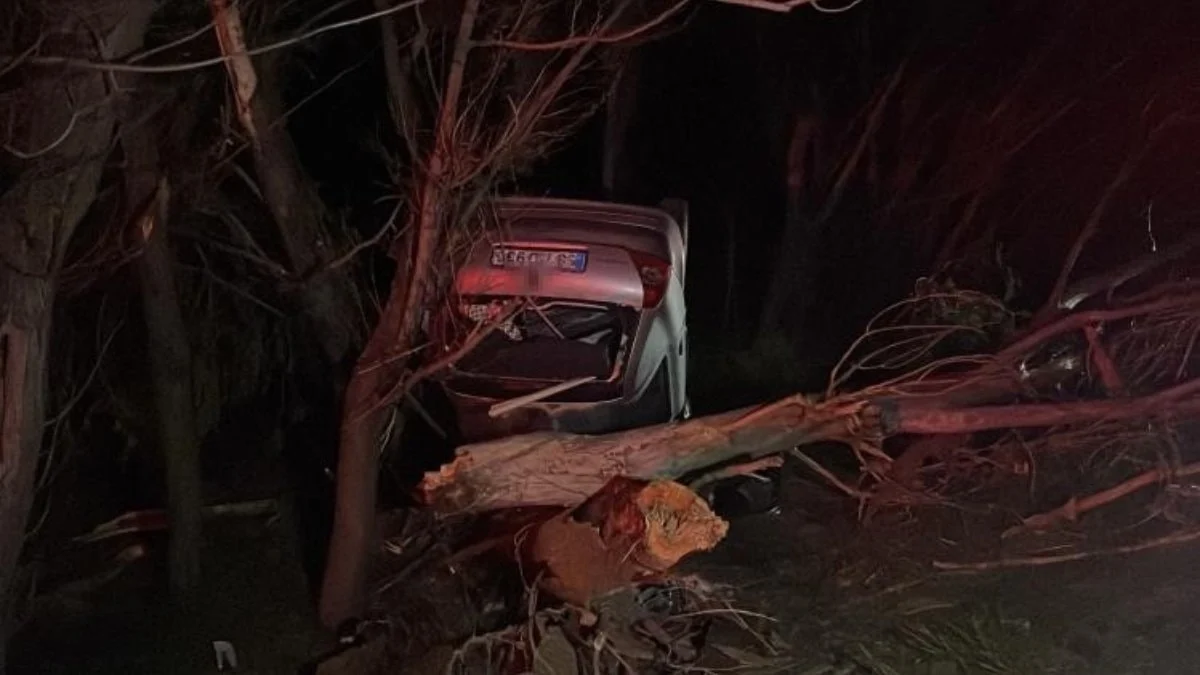 Sivas'ta yoldan çıkan araç devrildi: 1 ölü, 4 yaralı