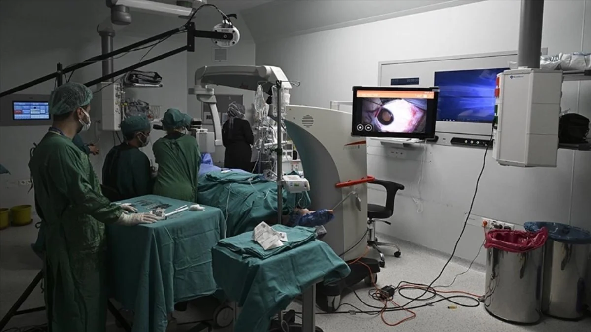 Lazer cerrahisiyle gözlüksüz yaşam mümkün