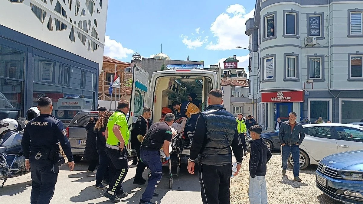 Edirne'de 'yol verme' kavgasında 8 kişi gözaltına alındı