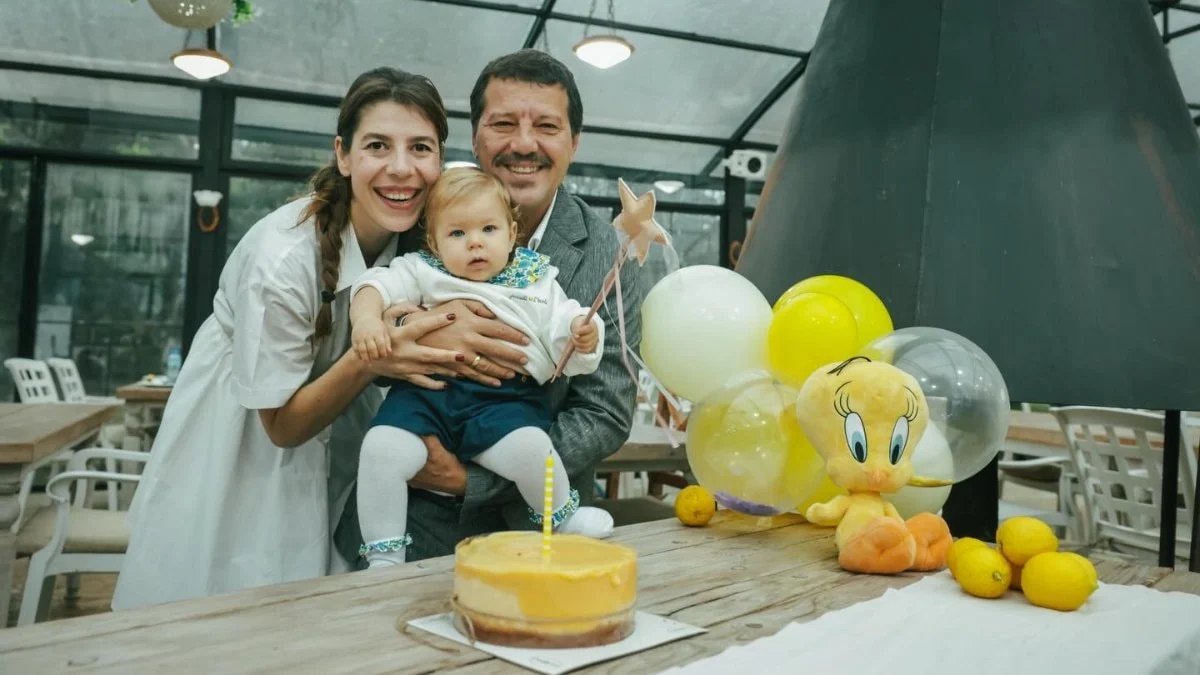 İlker Aksum canlı yayında ağladı: Beni o çukurdan eşim aldı