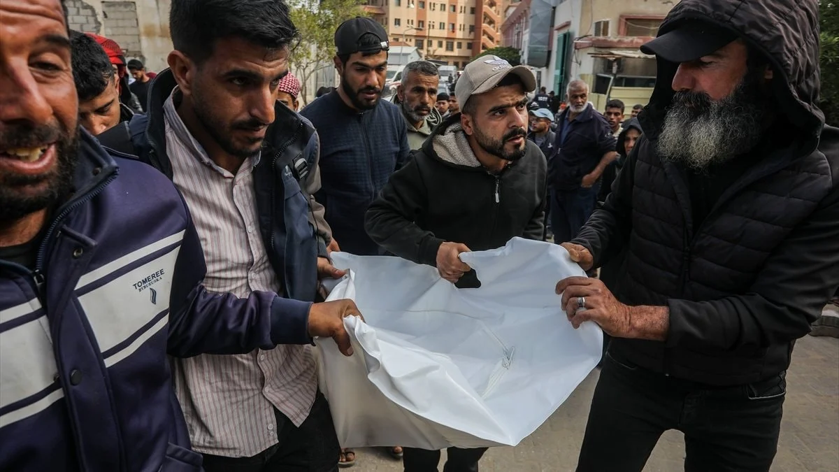 Gazze'de can kaybı 72 bin 562'ye yükseldi