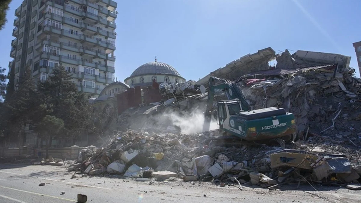 Depremde 146 kişinin öldüğü Hamidiye Sitesi'ne ilişkin davada karar açıklandı