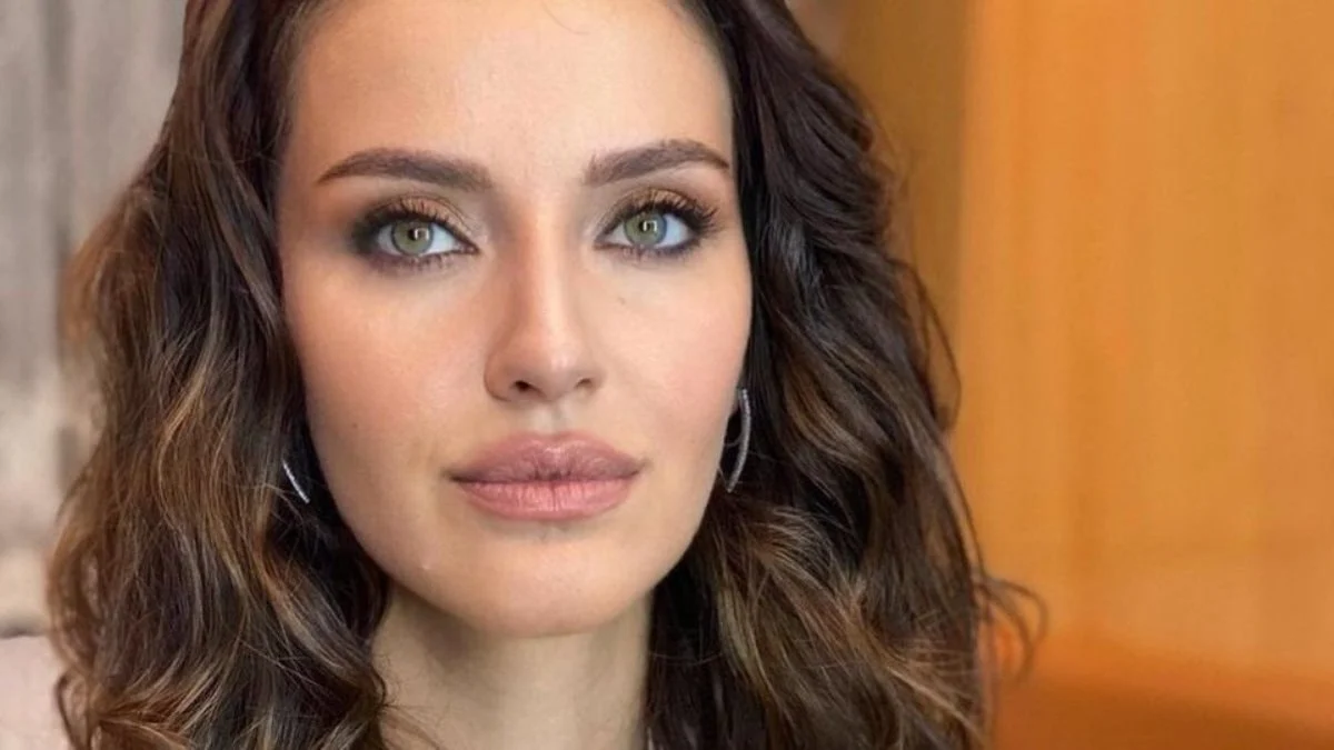 İrem Helvacıoğlu'ndan eski eşine göndermeli paylaşım