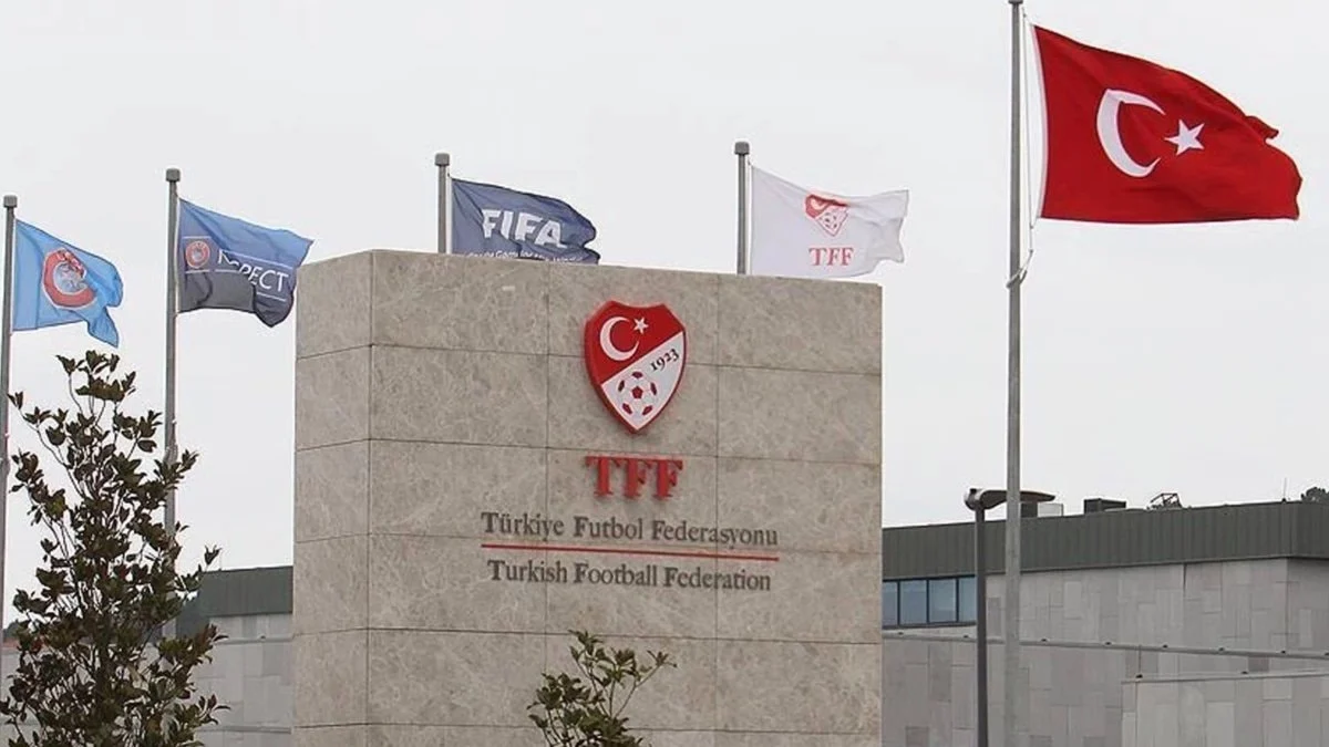 PFDK'den 11 Süper Lig kulübüne ceza