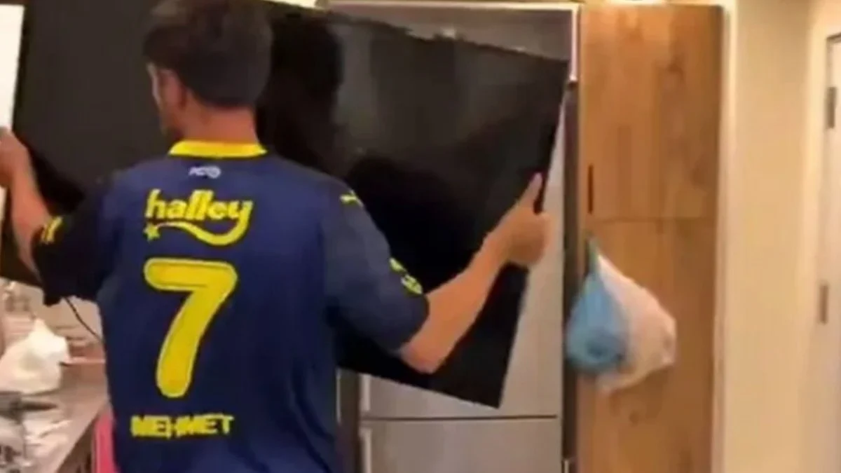 Fenerbahçe taraftarı sinirden televizyonu camdan aşağı fırlattı