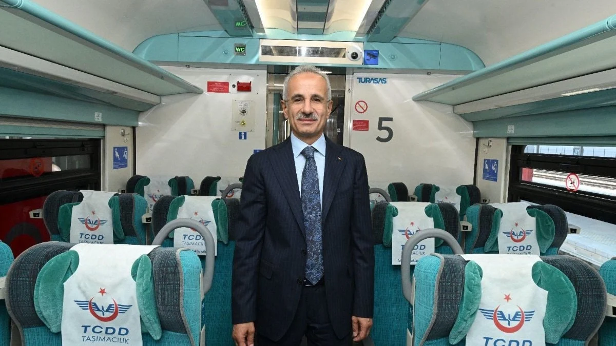 Abdulkadir Uraloğlu: Dijital biletle 3 bin ağacın kesilmesi önlendi