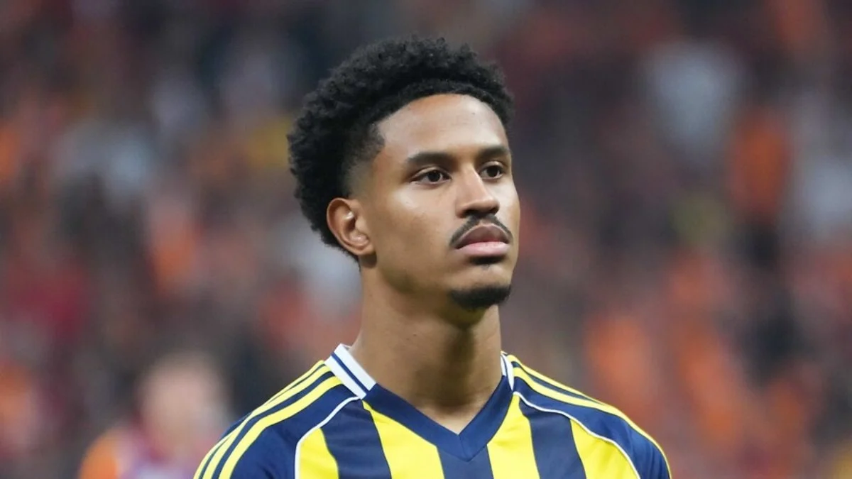 Roma, Jayden Oosterwolde'yi takip ediyor