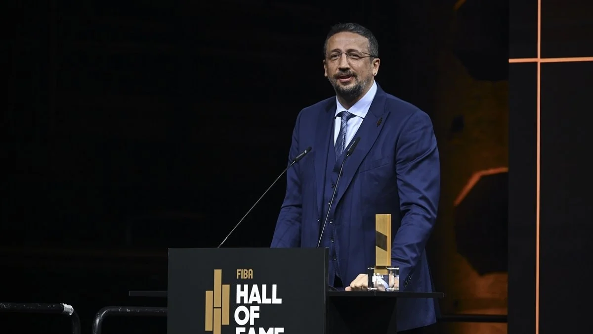 Aydın Örs, Hidayet Türkoğlu'nu Berlin'de yalnız bırakmadı