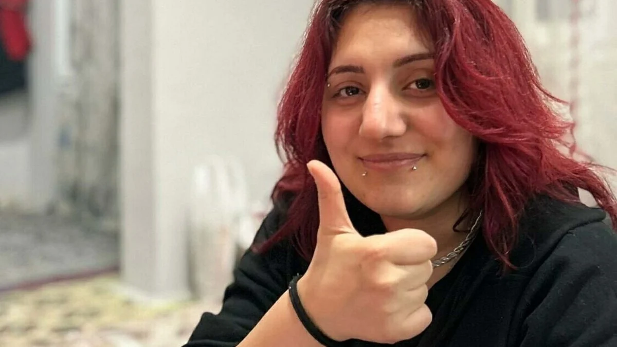 İzmir'de burun ameliyatı sonrası ölen genç kıza veda