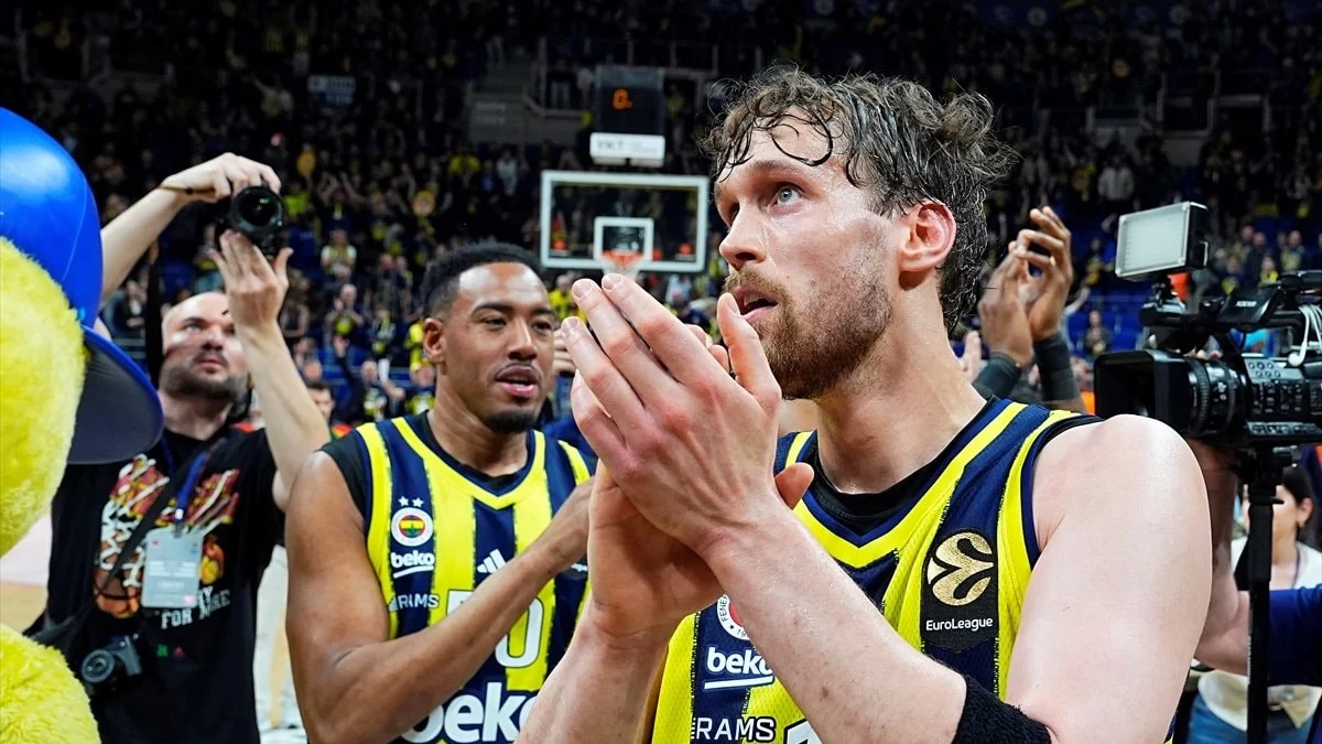 Fenerbahçe, Dörtlü Final için parkeye çıkacak