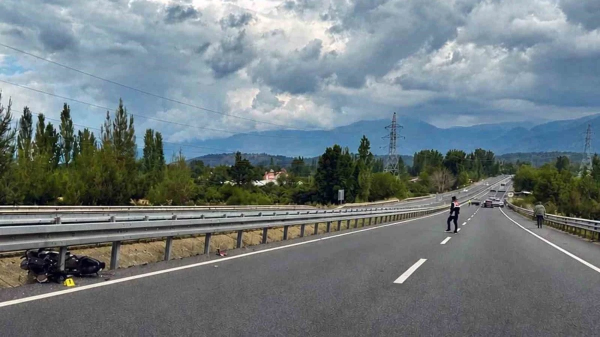 Muğla'da polisten kaçan genç hayatını kaybetti
