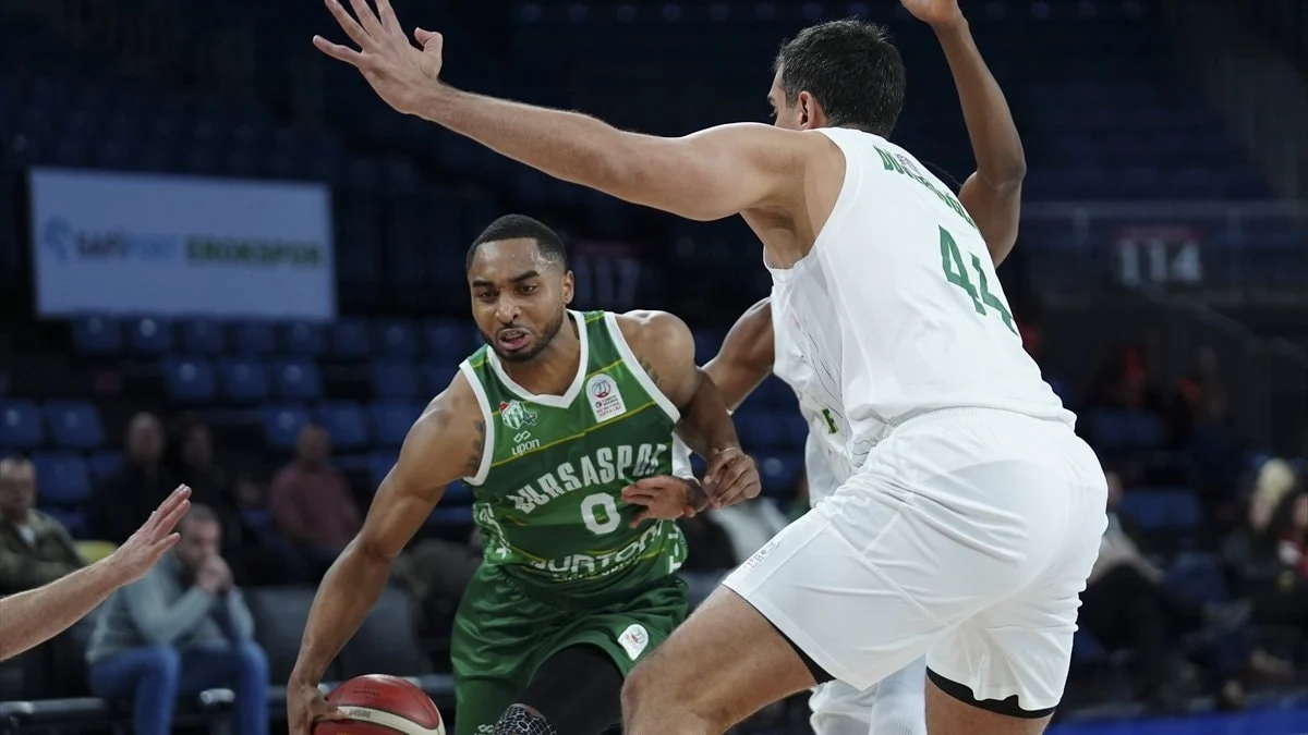 Bursaspor Basketbol, Erokspor karşısında galip geldi
